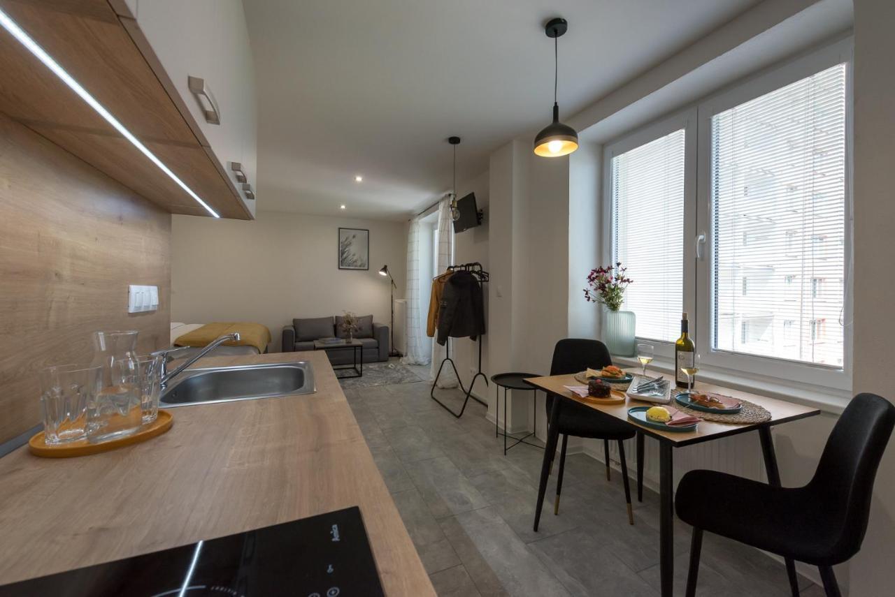 Symple Apartments Košice Esterno foto