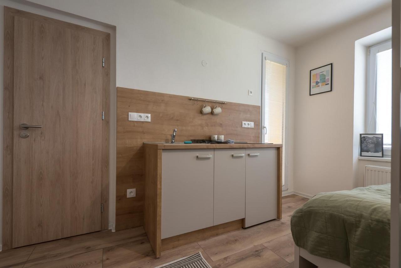 Symple Apartments Košice Esterno foto