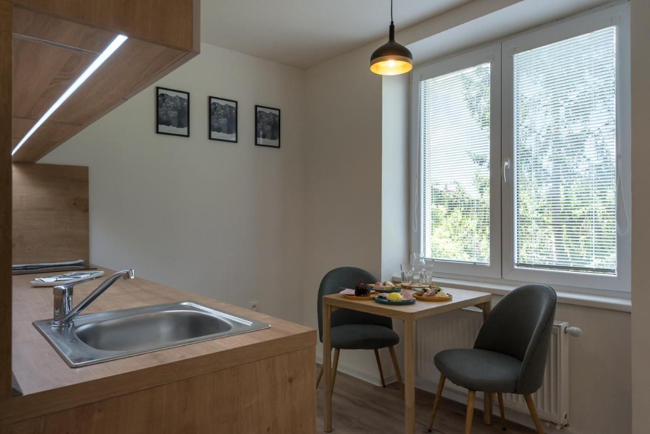 Symple Apartments Košice Esterno foto