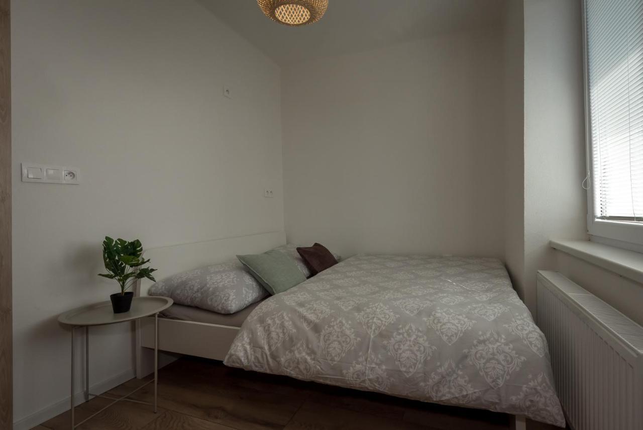 Symple Apartments Košice Esterno foto