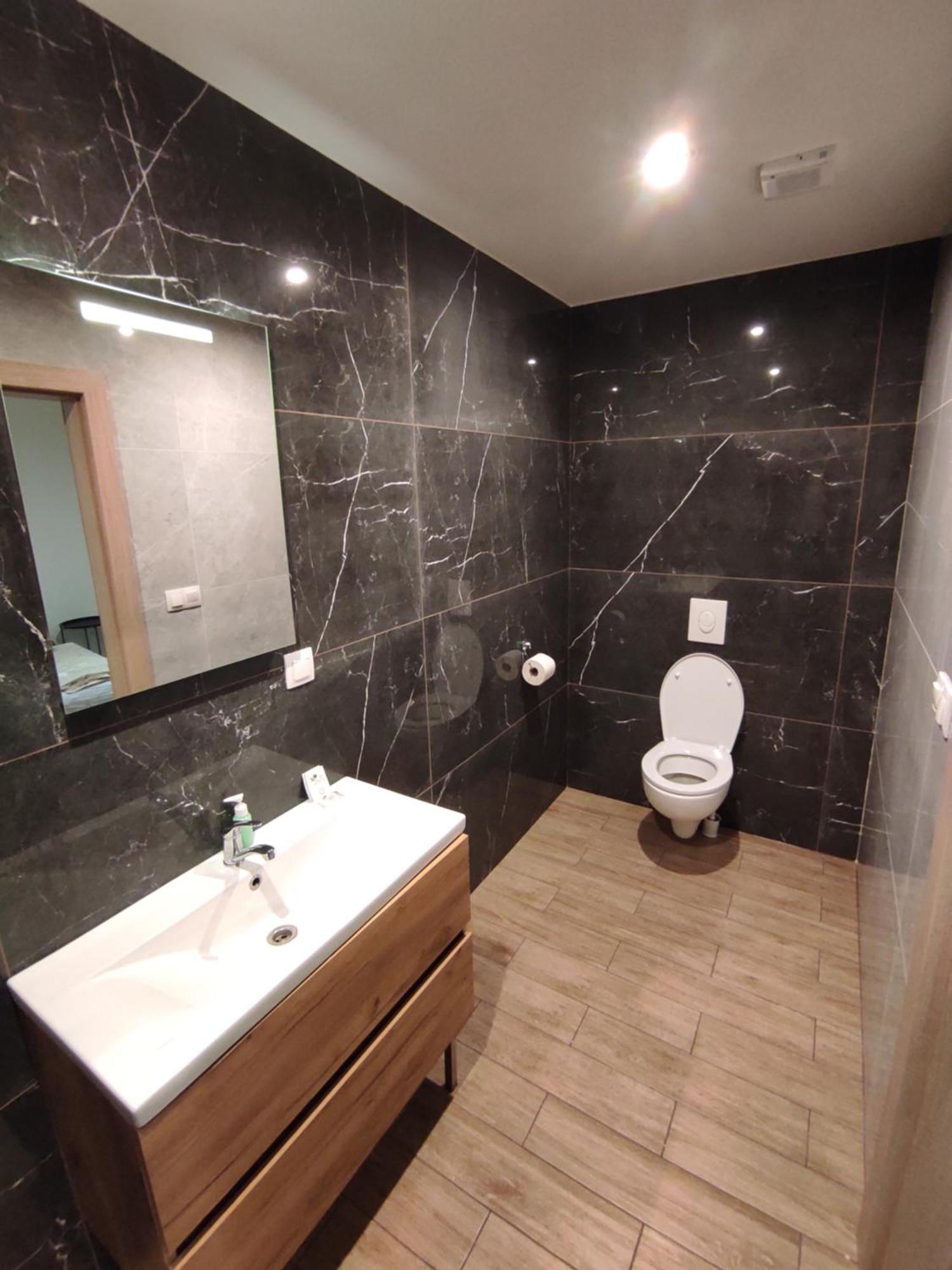 Symple Apartments Košice Esterno foto